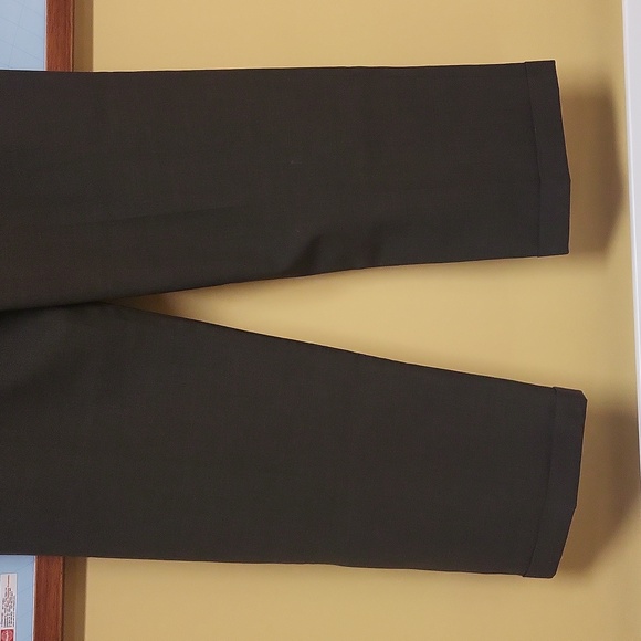 OLIVE Men's dress pants, made in canada - Picture 5 of 7